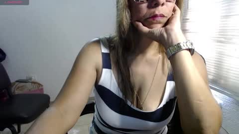 Snapshot of horny_and_daring chatting on October 2025 07:58:02 PM horny and daring online show from October 2025 07:58:02 PM