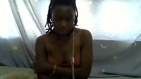 Leila online show from February 2026 01:21:02 PM