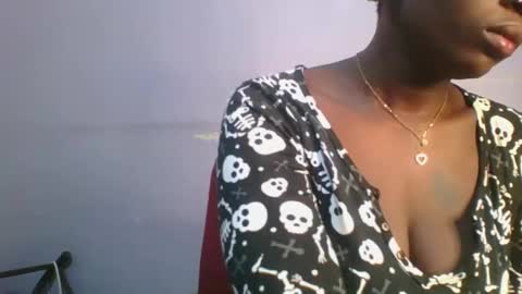 Snapshot of horny_hearts chatting on October 2025 03:40:01 AM phanice online show from October 2025 03:40:01 AM