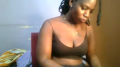 Snapshot of horny_hearts chatting on November 2025 02:41:01 PM phanice online show from November 2025 02:41:01 PM