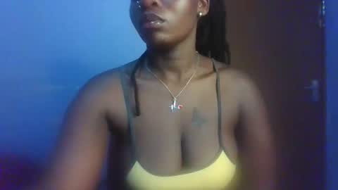 Snapshot of horny_hearts chatting on November 2025 12:14:02 AM phanice online show from November 2025 12:14:02 AM