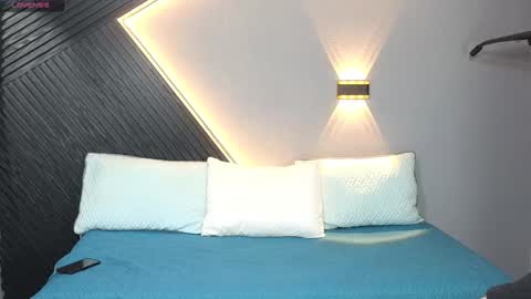 Snapshot of horny_nick18 chatting on February 2026 11:39:01 AM horny_nick18 online show from February 2026 11:39:01 AM