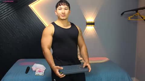 Snapshot of horny_nick18 chatting on February 2026 12:17:02 PM horny_nick18 online show from February 2026 12:17:02 PM