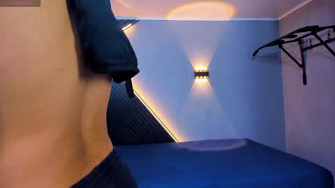 Snapshot of horny_nick18 chatting on April 2026 10:20:02 AM horny_nick18 online show from April 2026 10:20:02 AM