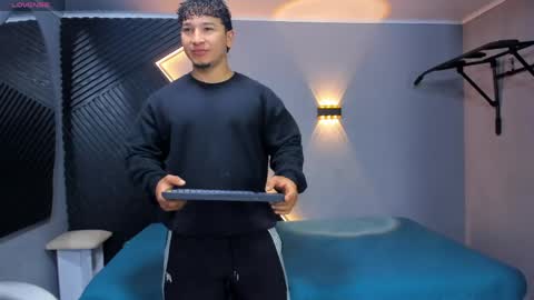 Snapshot of horny_nick18 chatting on April 2026 12:12:01 PM horny_nick18 online show from April 2026 12:12:01 PM