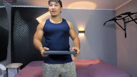 Snapshot of horny_nick18 chatting on April 2026 11:14:02 AM horny_nick18 online show from April 2026 11:14:02 AM