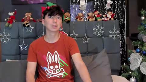 Alex and Camilo online show from December 2024 10:23:01 PM