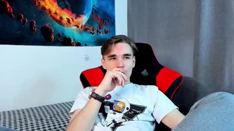 Max online show from February 2025 02:13:02 PM