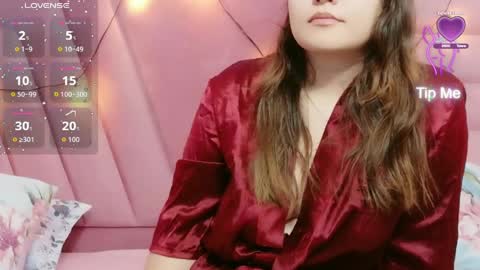 Khloe  online show from April 2026 12:27:02 PM