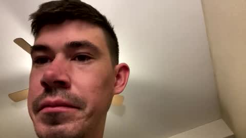 Justin 7 inches online show from October 2025 03:51:02 PM