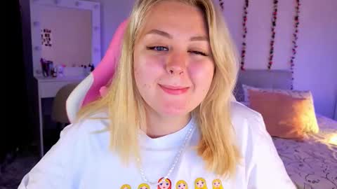 HornyCakee online show from October 2025 10:37:02 AM