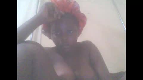 hornygal001 online show from November 2025 12:30:01 AM