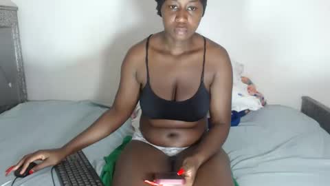 hornygal256 online show from November 2025 06:35:02 AM