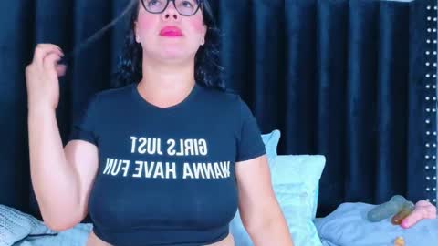 Natasha  online show from February 2026 07:07:01 PM