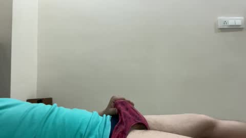 Snapshot of hornyme57 chatting on December 2025 06:18:01 AM Ash online show from December 2025 06:18:01 AM