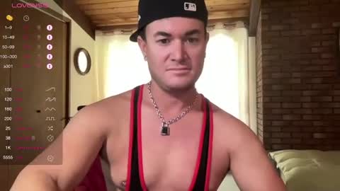 Hornytightboy89 online show from November 2025 07:05:02 PM