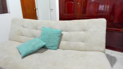 Snapshot of horrny_18_victoria chatting on December 2024 12:44:02 AM ronald and victoria online show from December 2024 12:44:02 AM