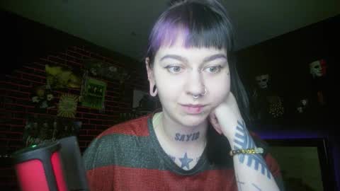 Messalina Horror online show from November 2025 08:08:01 PM