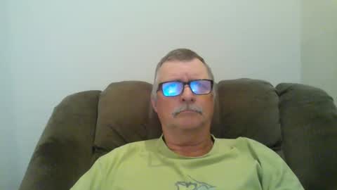 Snapshot of hot4tightholes chatting on February 2025 02:25:02 PM hot4tightholes online show from February 2025 02:25:02 PM