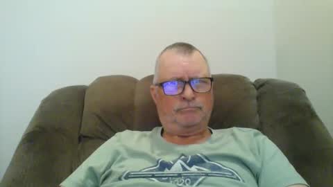 Snapshot of hot4tightholes chatting on March 2025 02:51:02 PM hot4tightholes online show from March 2025 02:51:02 PM
