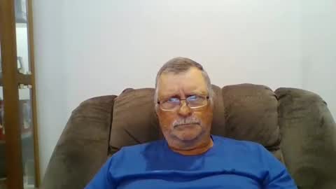 Snapshot of hot4tightholes chatting on October 2025 01:11:01 PM hot4tightholes online show from October 2025 01:11:01 PM