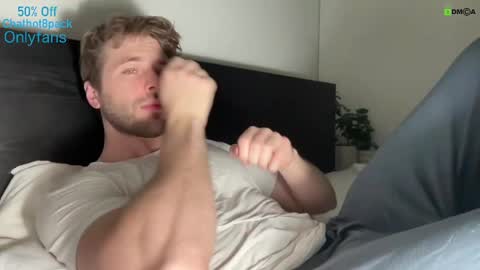 Snapshot of hot8pack01 chatting on January 2025 02:57:01 AM Edward aka Wolf online show from January 2025 02:57:01 AM