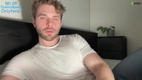 Snapshot of hot8pack01 chatting on February 2025 10:07:02 PM Edward aka Wolf online show from February 2025 10:07:02 PM