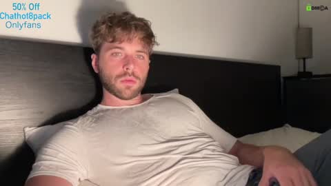 Snapshot of hot8pack01 chatting on September 2025 11:16:02 PM Edward aka Wolf online show from September 2025 11:16:02 PM