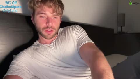 Snapshot of hot8pack01 chatting on October 2025 12:08:02 AM Edward aka Wolf online show from October 2025 12:08:02 AM