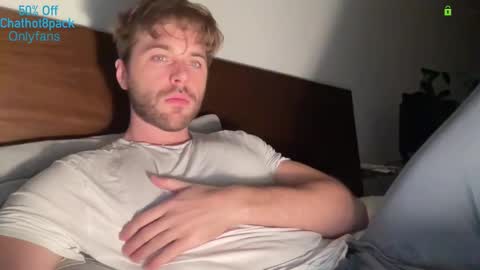 Snapshot of hot8pack01 chatting on December 2025 05:12:02 AM Edward aka Wolf online show from December 2025 05:12:02 AM