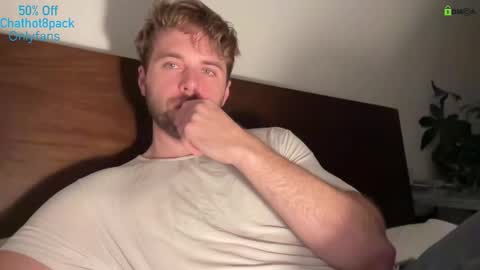 Snapshot of hot8pack01 chatting on January 2026 08:58:01 PM Edward aka Wolf online show from January 2026 08:58:01 PM