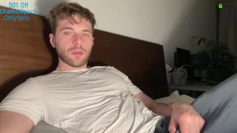 Edward aka Wolf online show from March 2026 01:33:02 AM