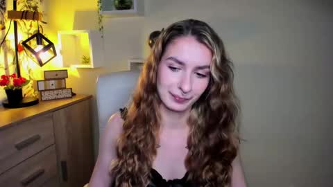 NINA online show from December 2025 06:40:02 AM