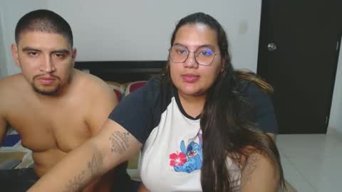 Snapshot of hot__husbands chatting on February 2025 03:09:02 AM hot__husbands online show from February 2025 03:09:02 AM