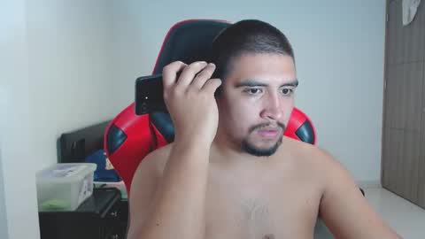 Snapshot of hot__husbands chatting on September 2025 08:10:01 PM hot__husbands online show from September 2025 08:10:01 PM