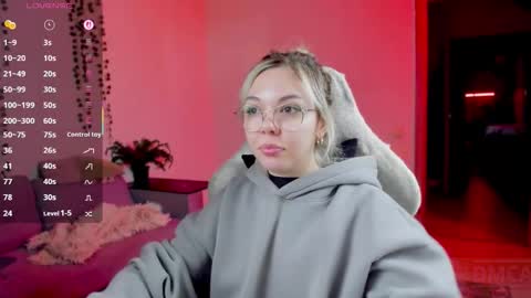   online show from October 2025 10:27:02 AM