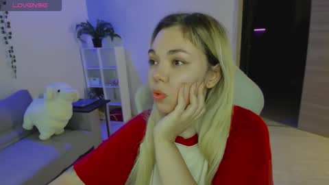   online show from December 2025 07:21:01 PM