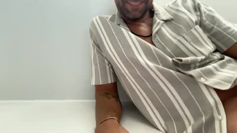 Snapshot of hot_bobby79 chatting on June 2026 04:15:01 PM Bobby online show from June 2026 04:15:01 PM
