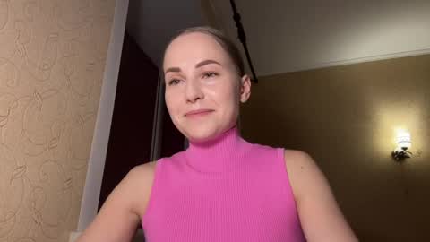 hot_chance_ online show from April 2026 01:41:02 PM