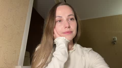 hot_chance_ online show from May 2026 04:27:02 PM