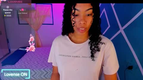 Hot Couple online show from September 2025 05:12:01 AM