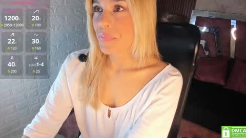 Snapshot of hot_cupid01 chatting on April 2026 10:43:01 AM Valery online show from April 2026 10:43:01 AM