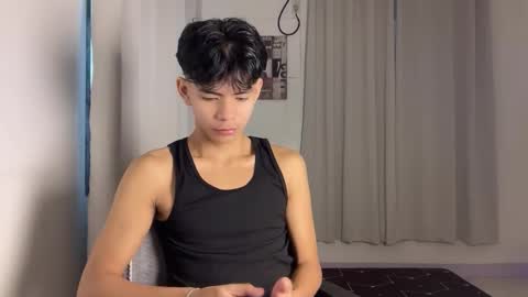 Kim online show from December 2025 01:02:02 AM