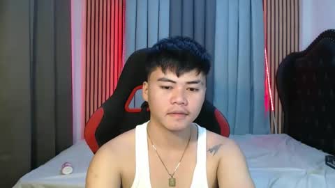 Snapshot of hot_emmanuel chatting on January 2026 02:32:02 PM hot_emmanuel online show from January 2026 02:32:02 PM