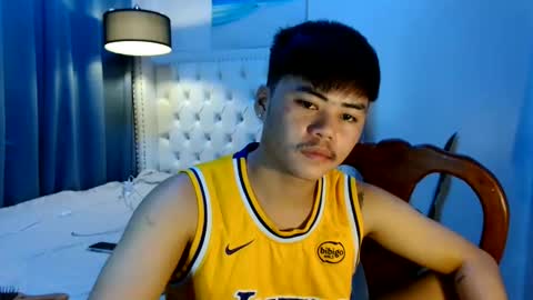 Snapshot of hot_emmanuel chatting on March 2026 12:27:02 AM hot_emmanuel online show from March 2026 12:27:02 AM