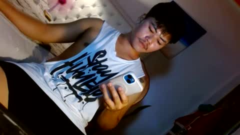 Snapshot of hot_emmanuel chatting on April 2026 12:14:02 PM hot_emmanuel online show from April 2026 12:14:02 PM