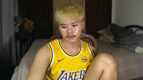 Snapshot of hot_emmanuel chatting on April 2026 12:43:01 PM hot_emmanuel online show from April 2026 12:43:01 PM