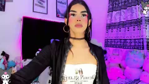 Snapshot of hot_eyes16 chatting on April 2026 01:32:02 PM Valens online show from April 2026 01:32:02 PM