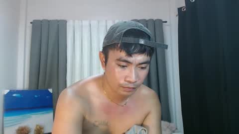 hot_khevin online show from October 2025 06:18:02 PM