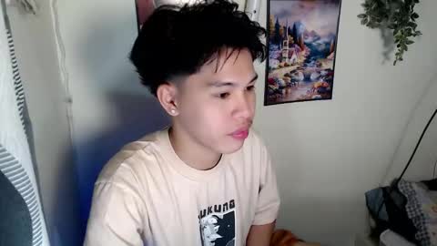 Snapshot of hot_kisser19 chatting on April 2026 03:42:01 AM mark online show from April 2026 03:42:01 AM